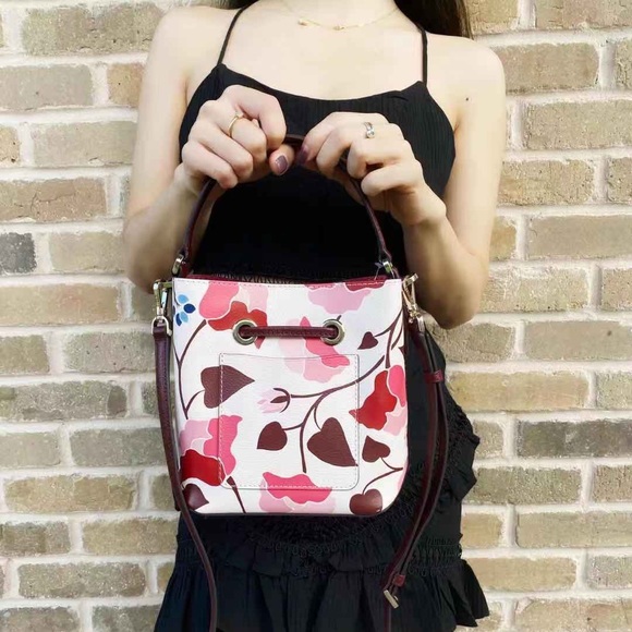 Kate Spade Bucket Bag & Crossbody - Picture 4 of 5